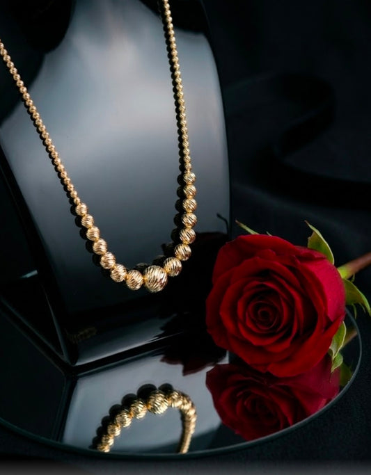 "שרשרת כדורי זהב 14 קראט בעיצוב "דגראדה"