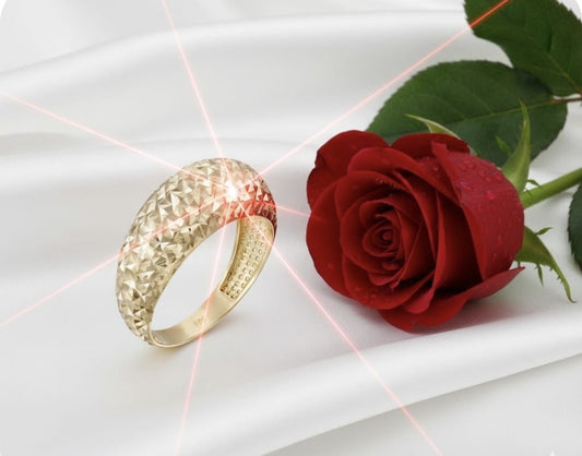 טבעת זהב מרינה