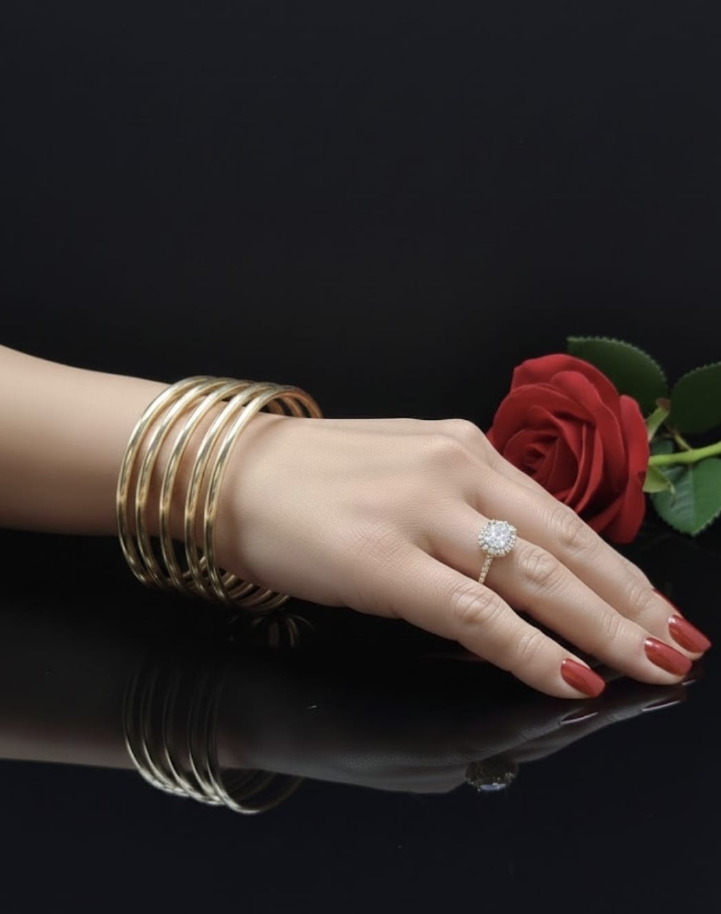 צמידי זהב שיר