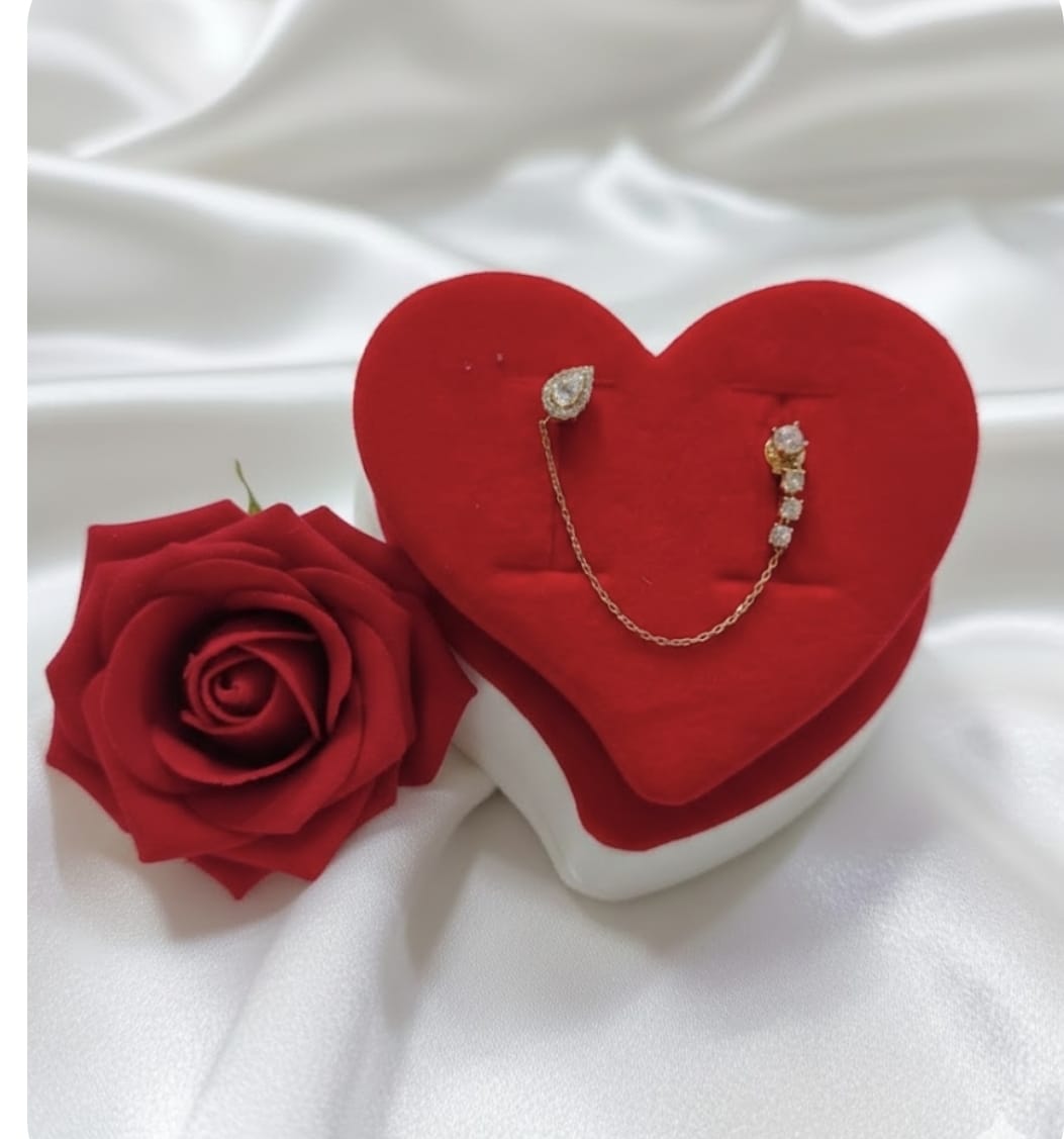 עגילי זהב פלג