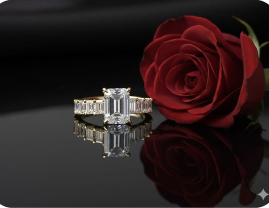 טבעת זהב עם יהלומי מעבדה ליזה