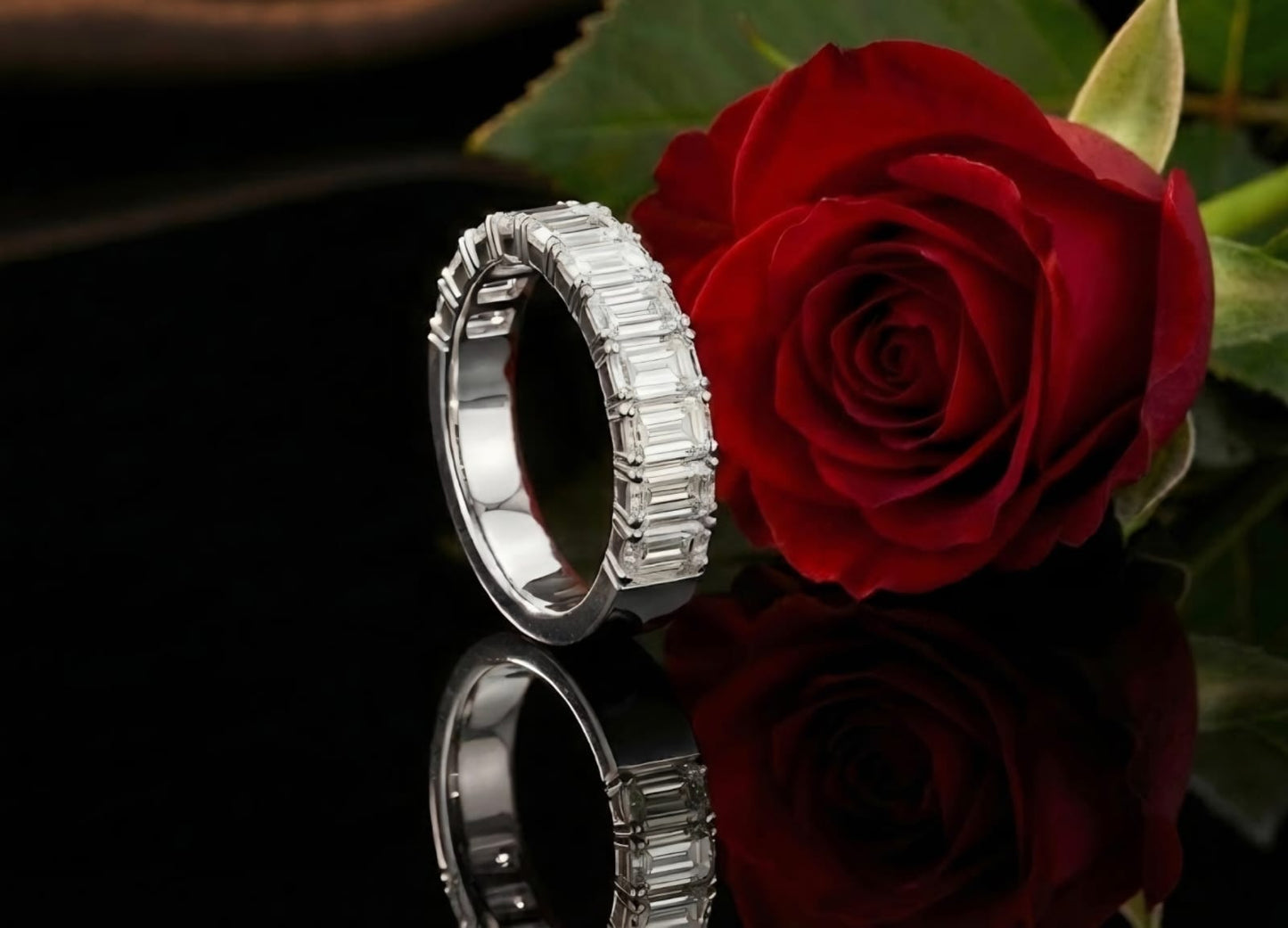 טבעת זהב עם יהלומי מעבדה תאלין