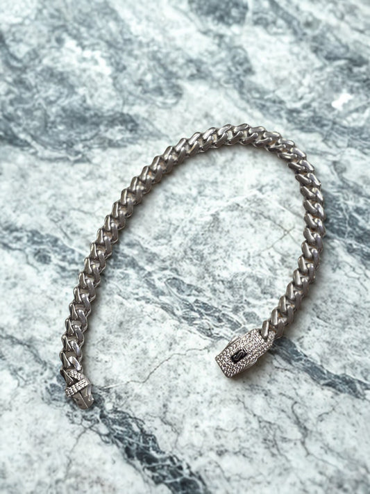 צמיד מונאקו רויאל