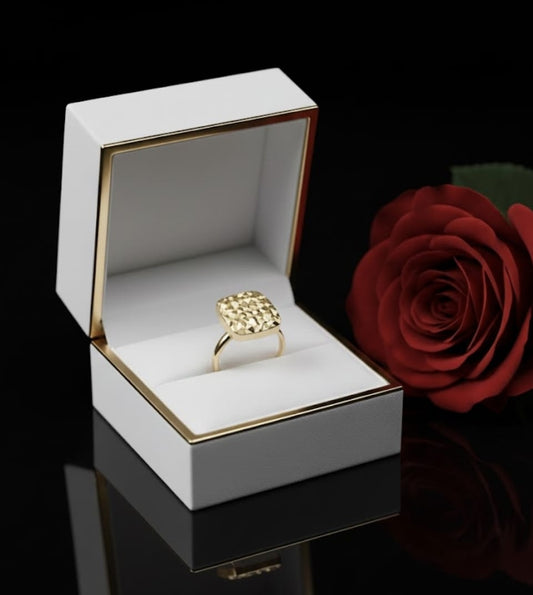 טבעת זהב נועה