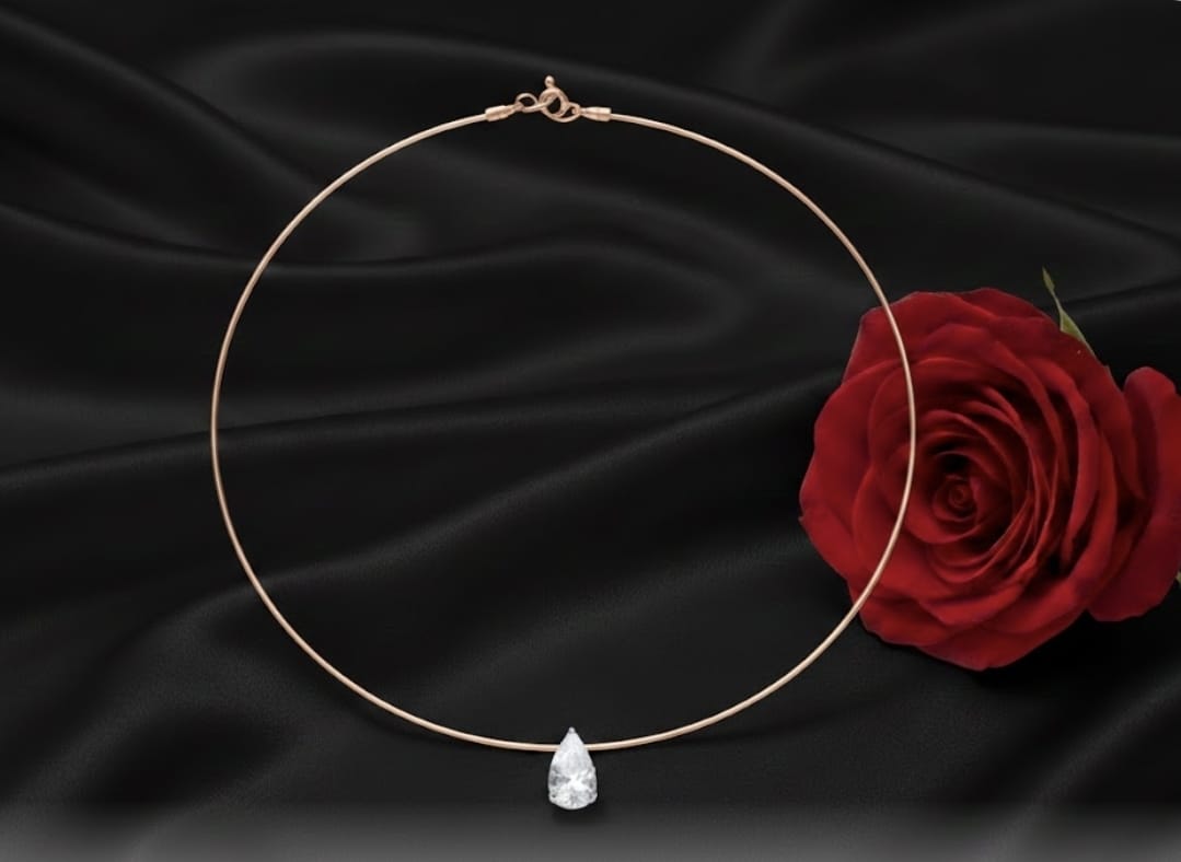 שרשרת זהב עם יהלומי מעבדה הילה