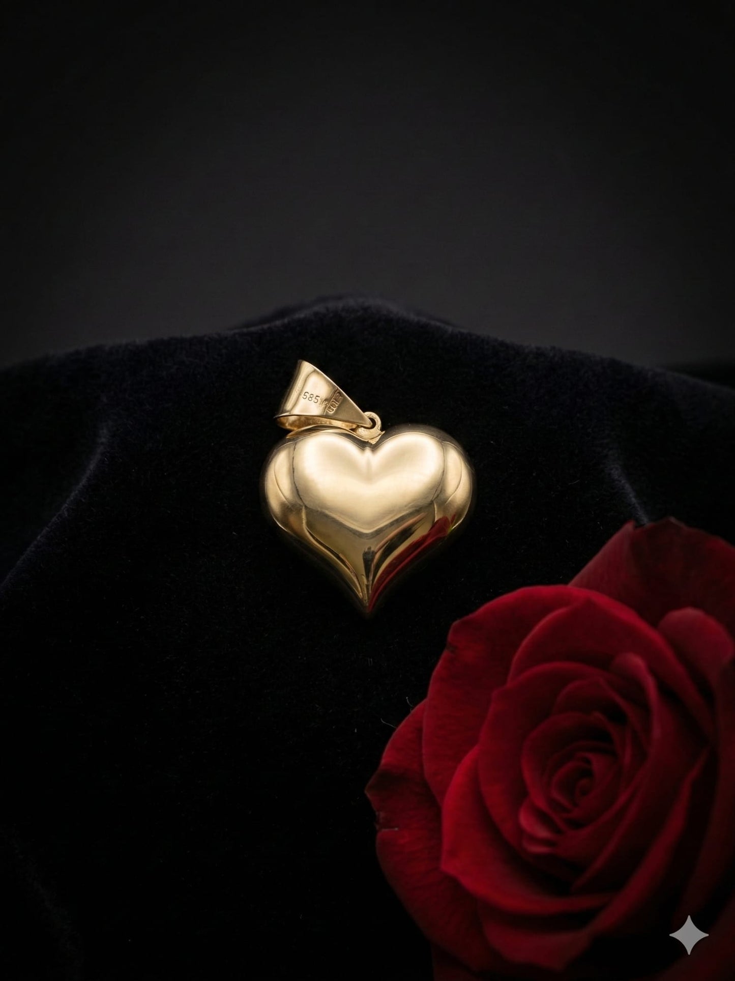 תליון זהב יערה