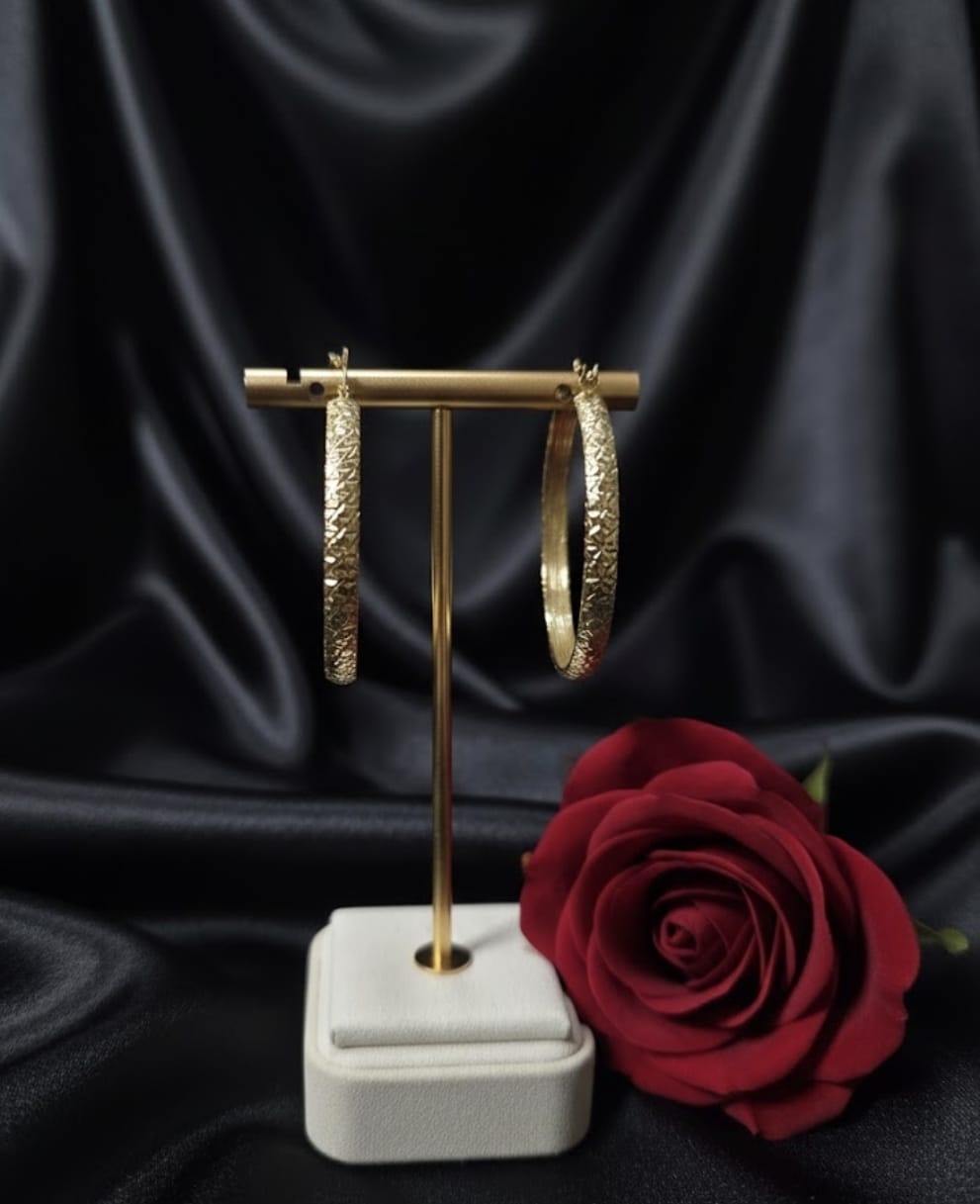 עגילי זהב אורית