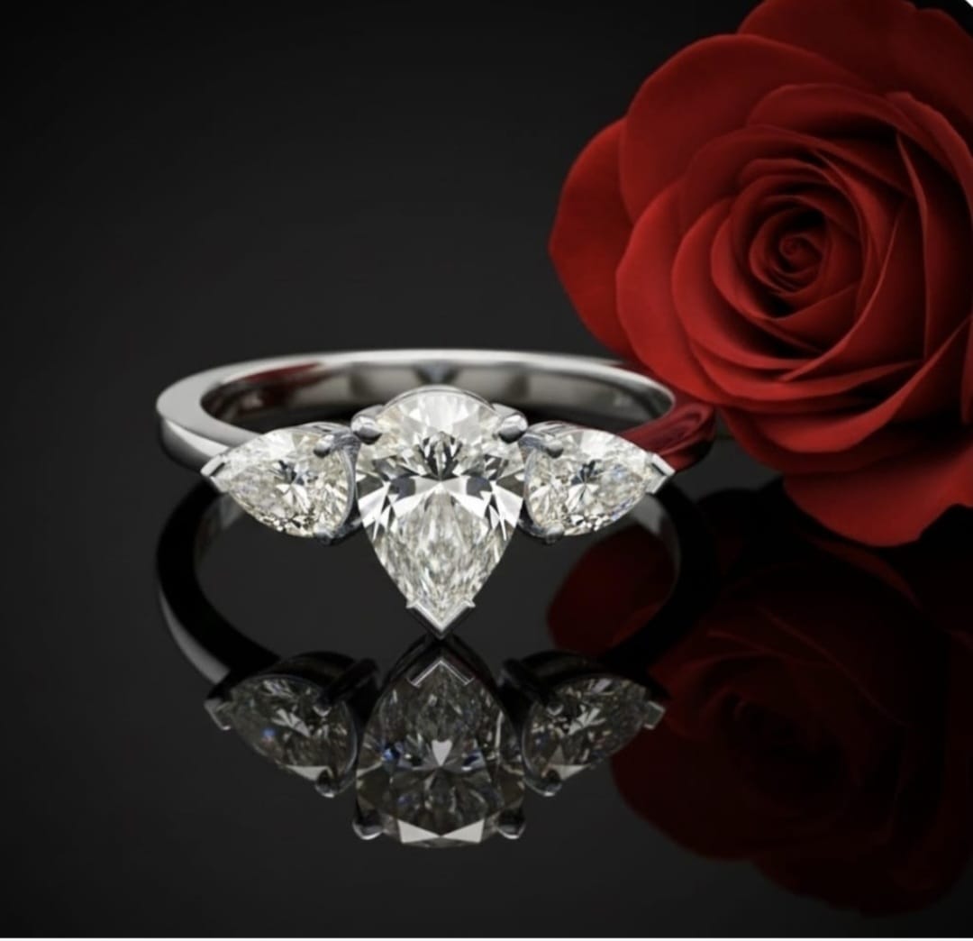 טבעת זהב עם יהלומי מעבדה אשלי