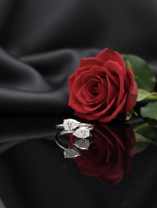 טבעת זהב עם יהלומי מעבדה אודיה