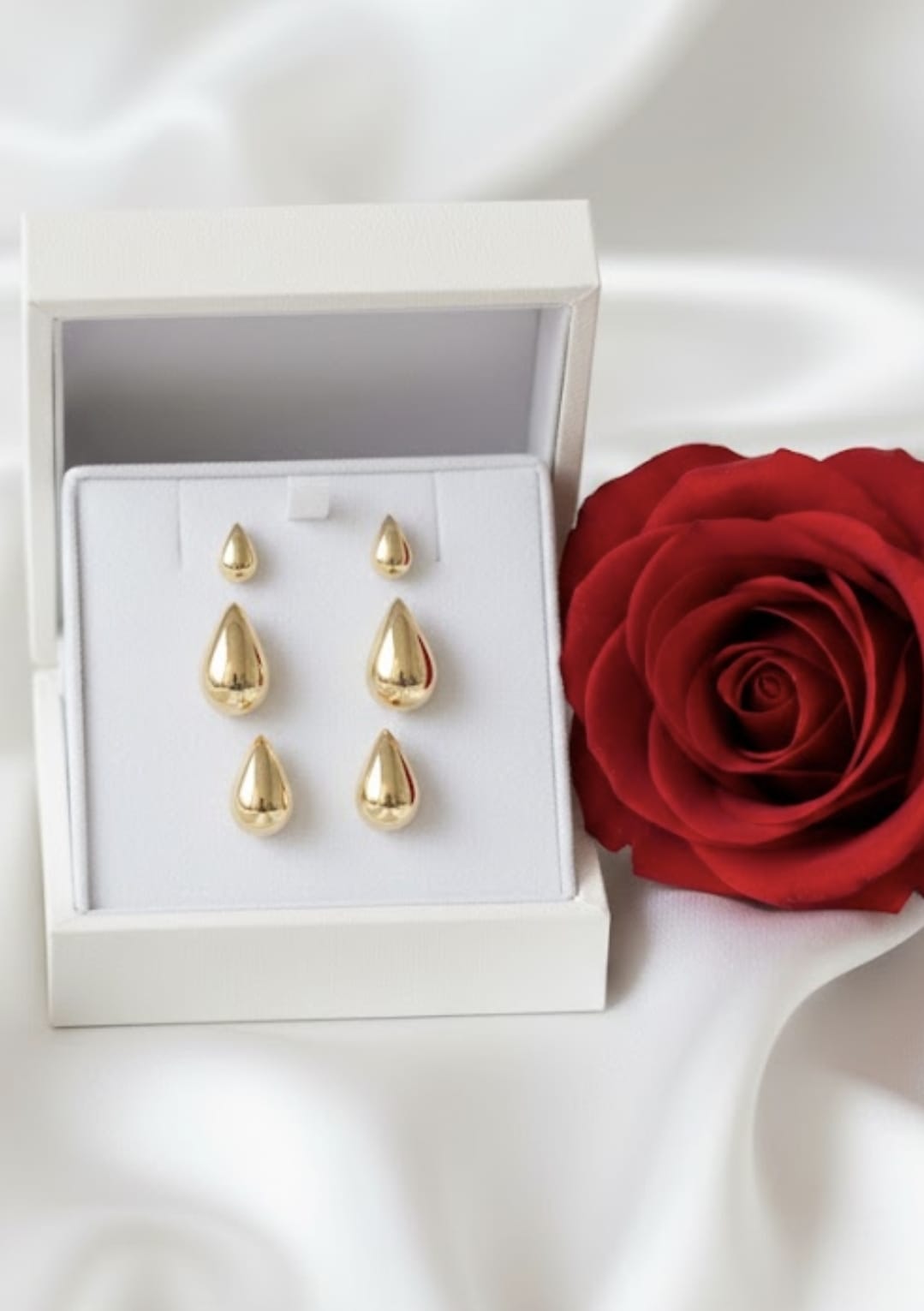 עגילי זהב איילה