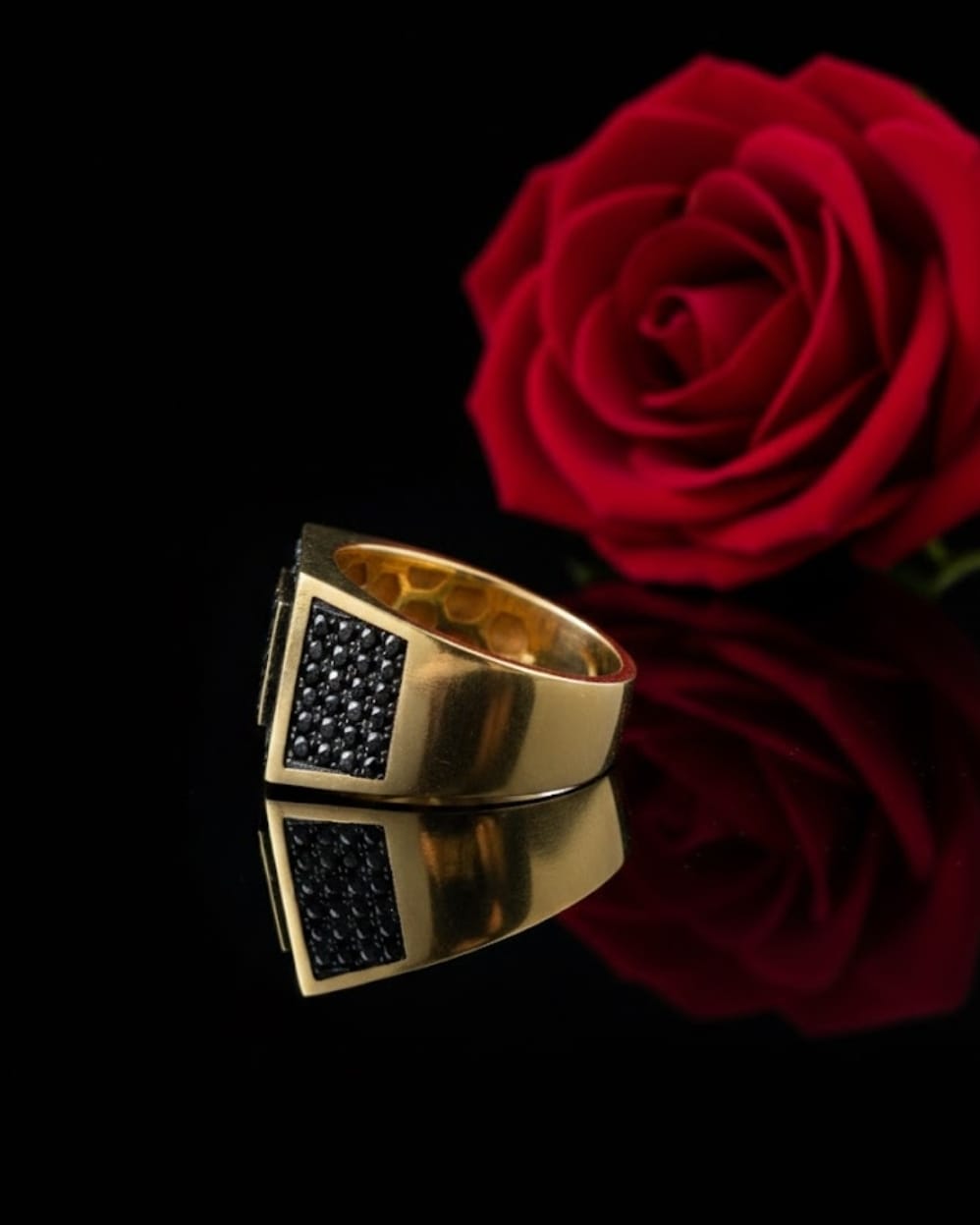 טבעת זהב עילאי