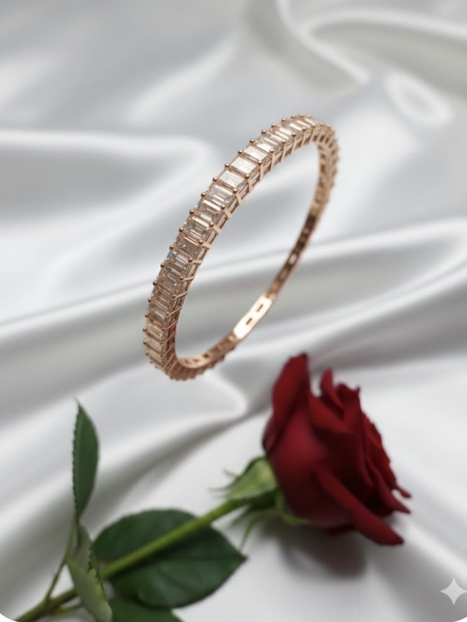 צמיד זהב עם יהלומי מעבדה ארבל